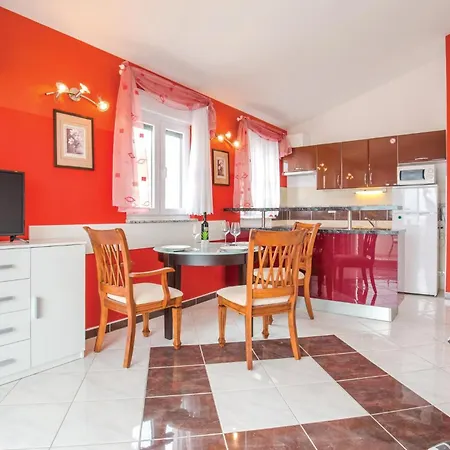 1 Bedroom Amazing In *