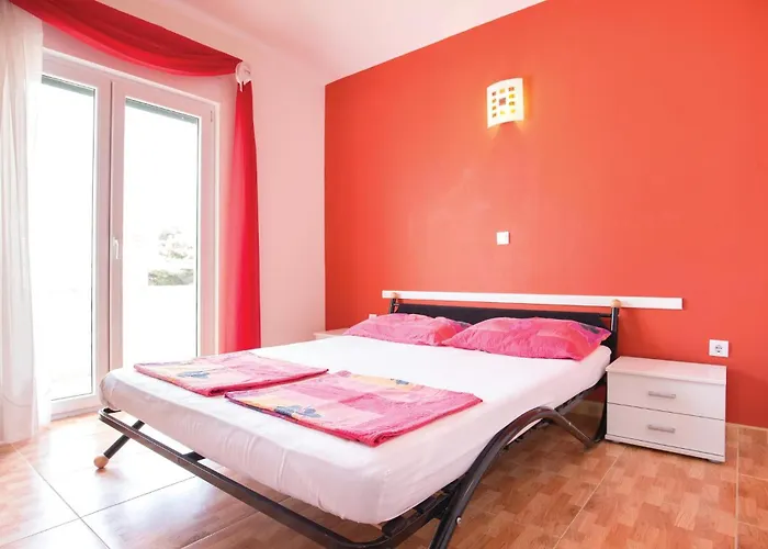 Apartment 1 Bedroom Amazing In *